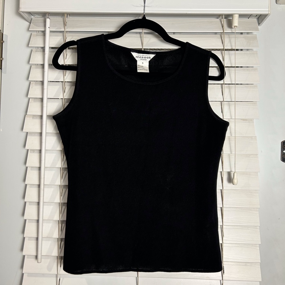 Misook Black Sleeveless Crewneck Tank Top Petite Small Elevated Basic Classic
